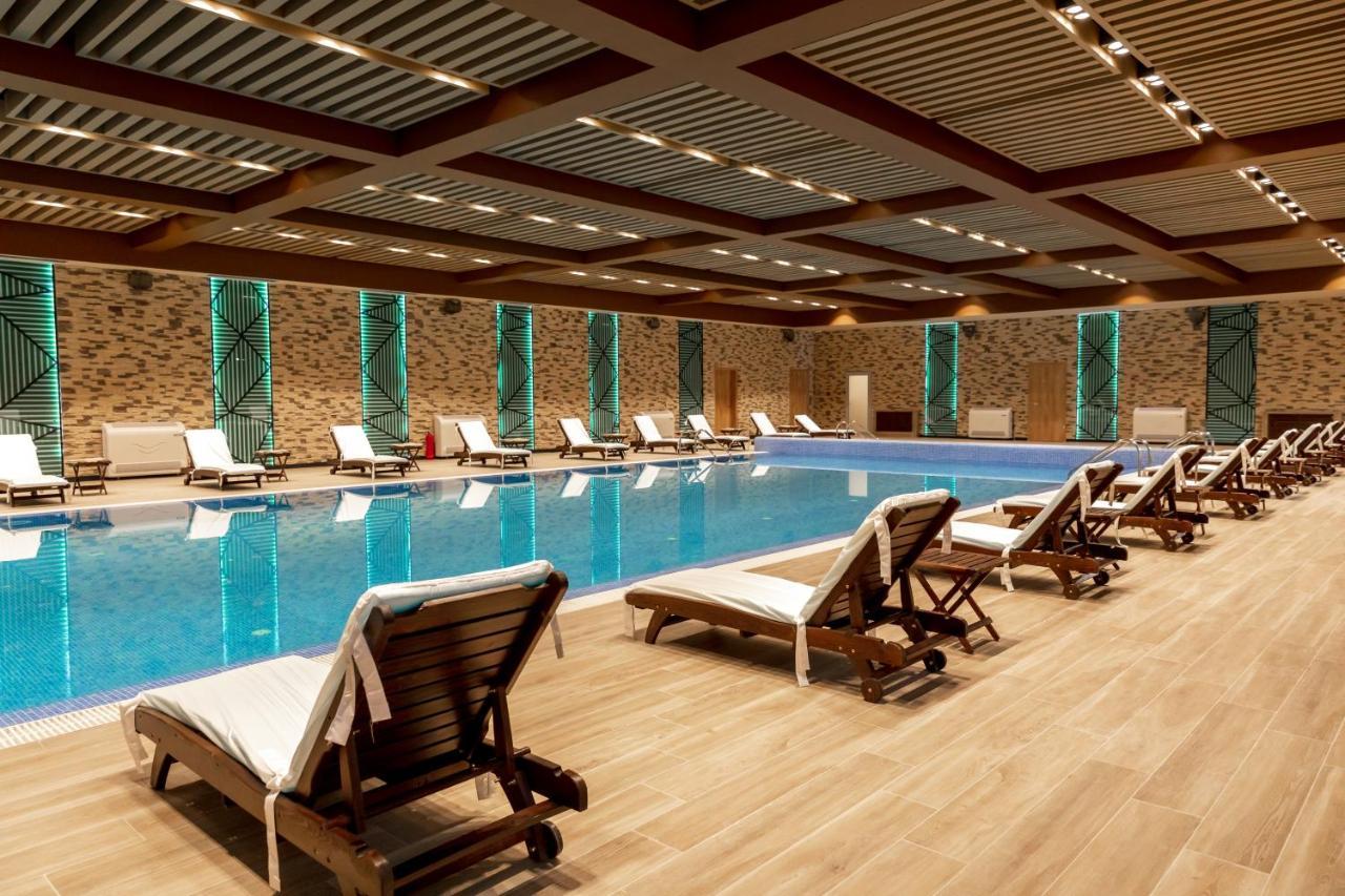 Wyndham Garden Burabay Hotel Ngoại thất bức ảnh