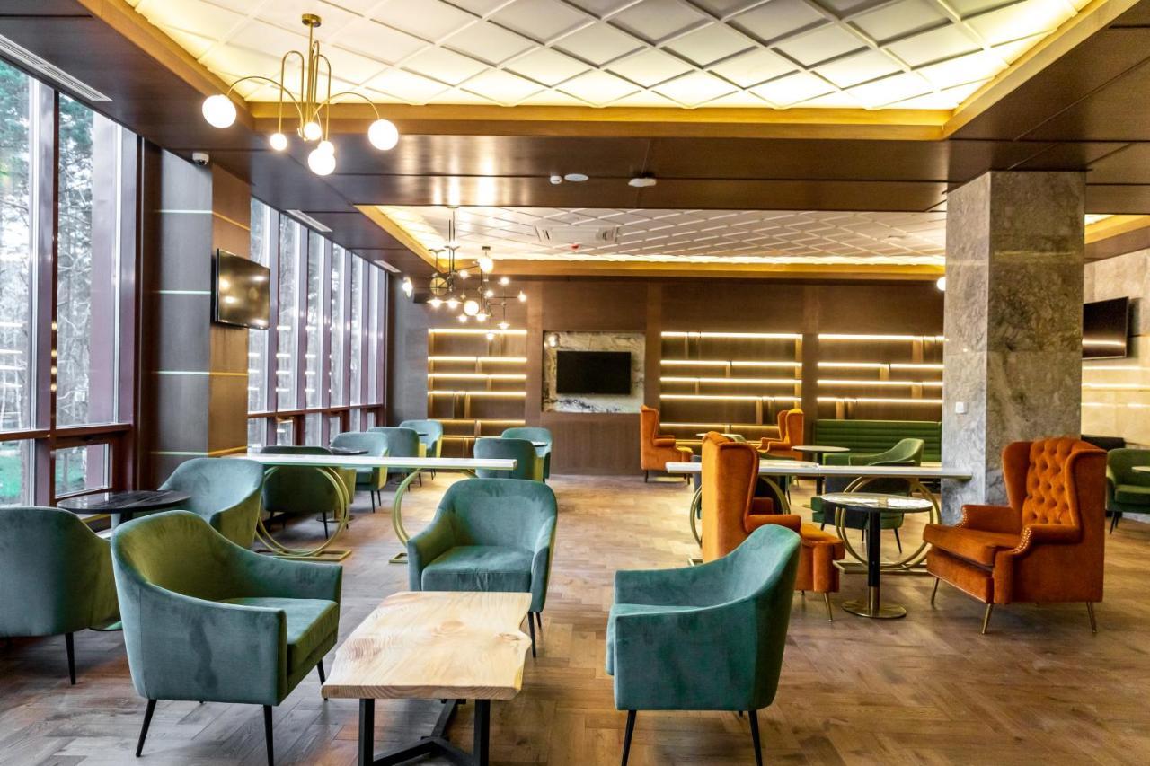 Wyndham Garden Burabay Hotel Ngoại thất bức ảnh