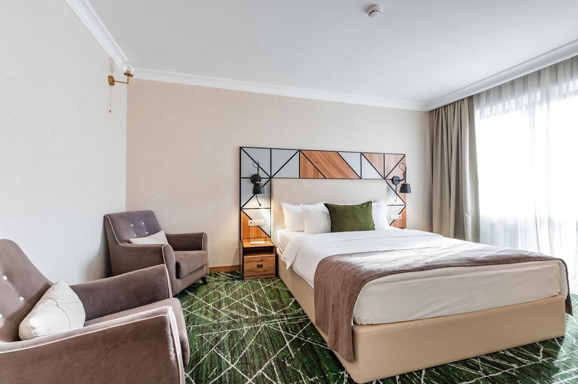 Wyndham Garden Burabay Hotel Ngoại thất bức ảnh
