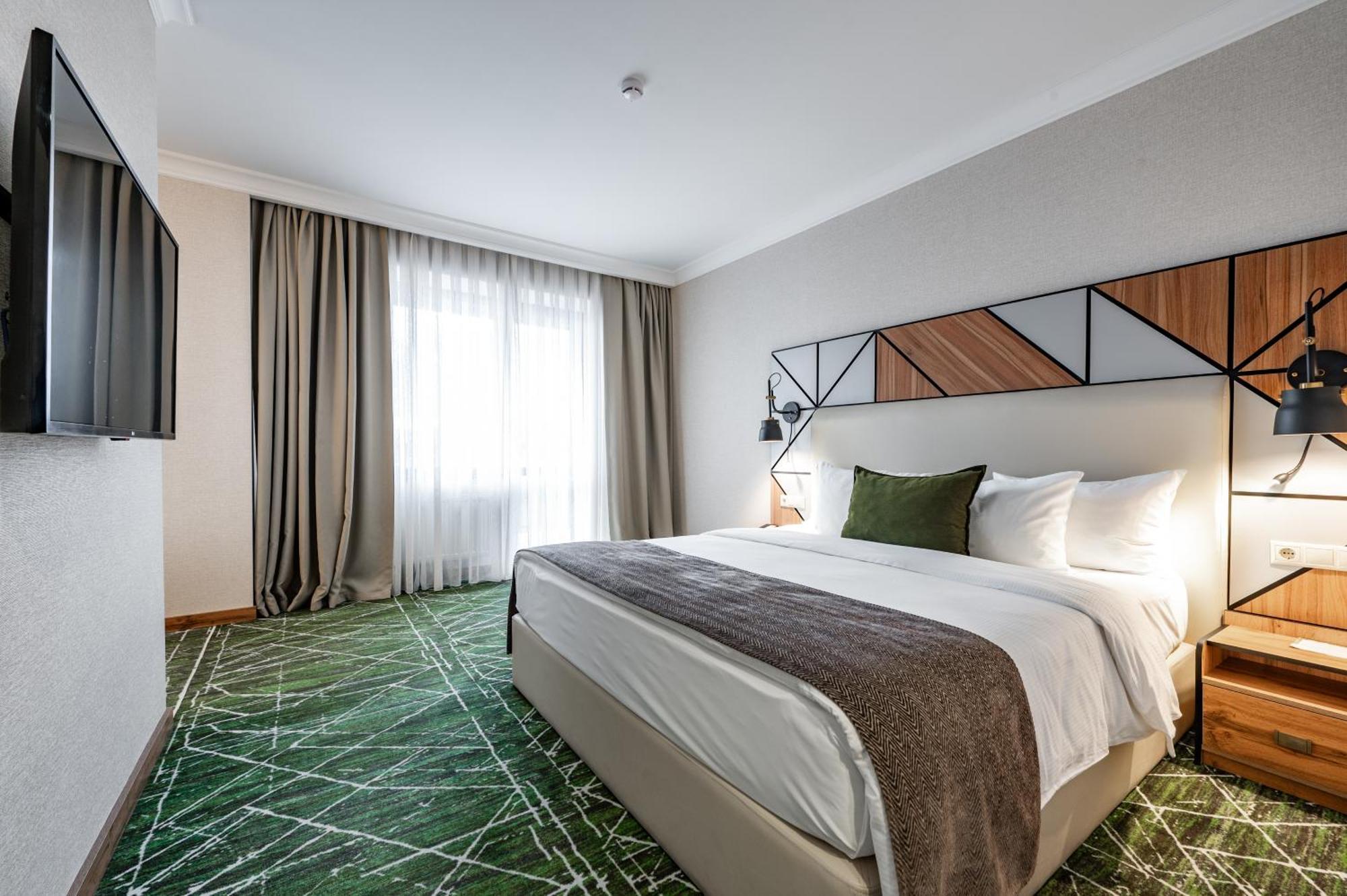 Wyndham Garden Burabay Hotel Ngoại thất bức ảnh