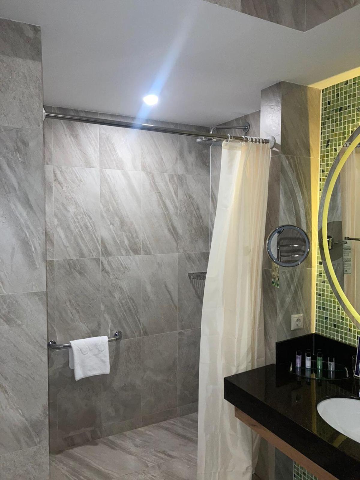 Wyndham Garden Burabay Hotel Phòng bức ảnh